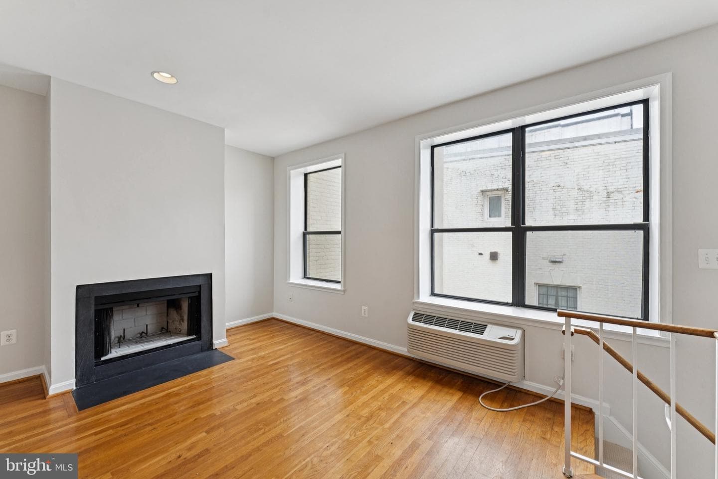 2145 California Street NW #303 photo 8