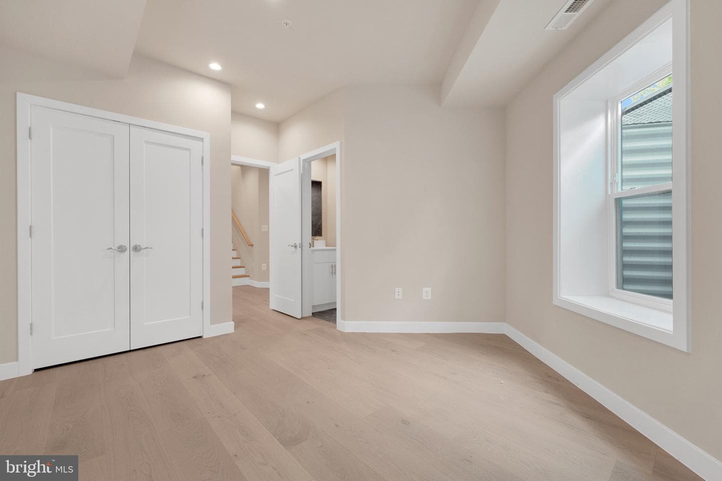854 Xenia Street SE #102 photo 19