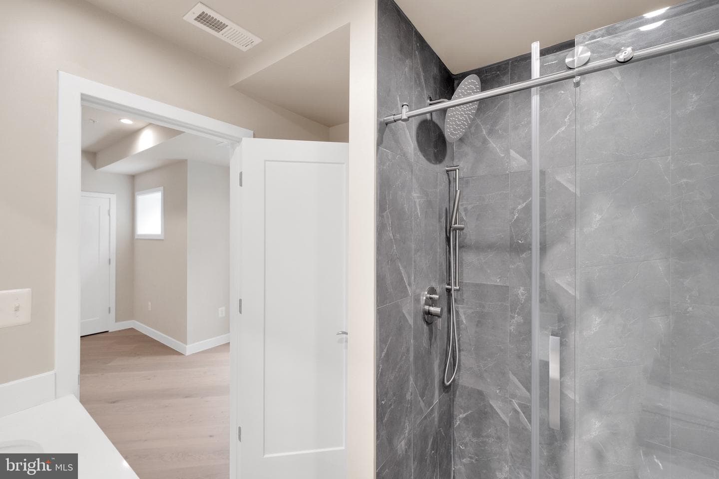 854 Xenia Street SE #102 photo 26