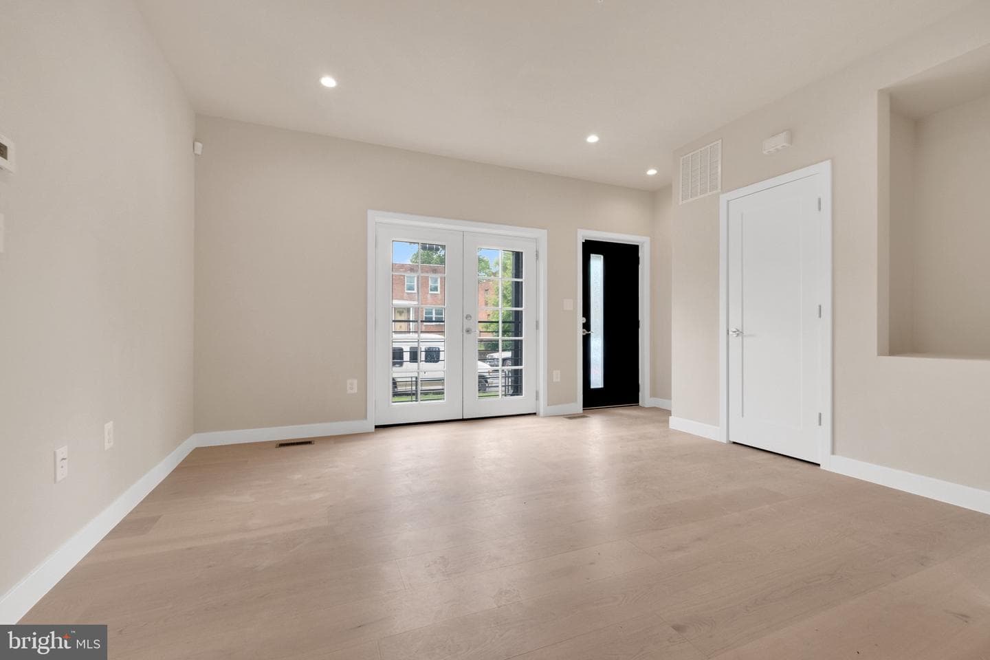 854 Xenia Street SE #102 photo 3