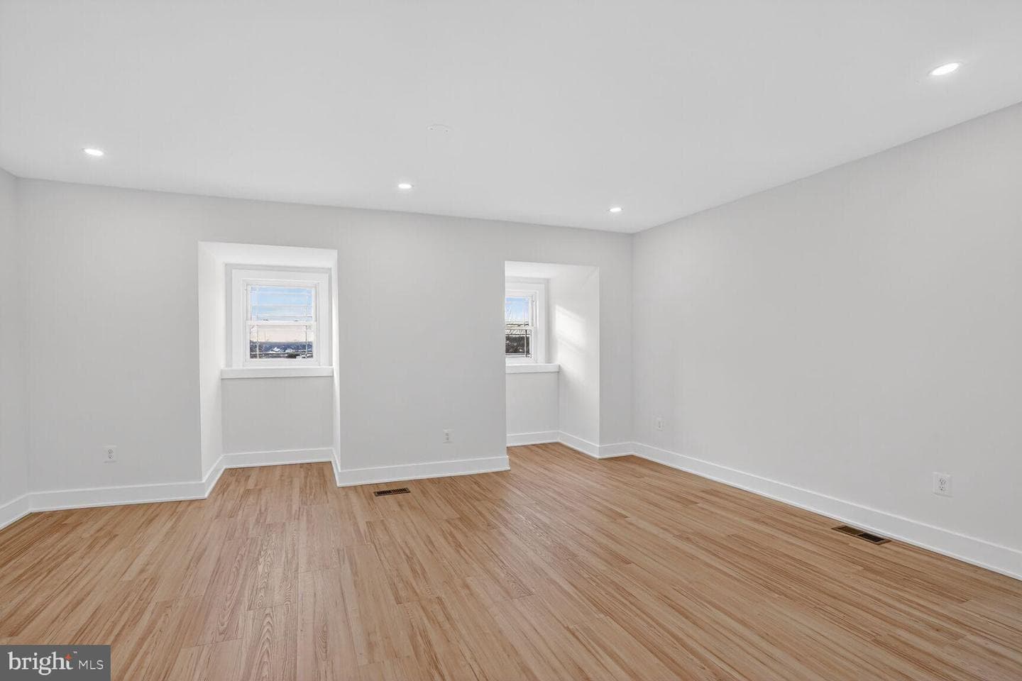 4629 9th Street NW photo 26