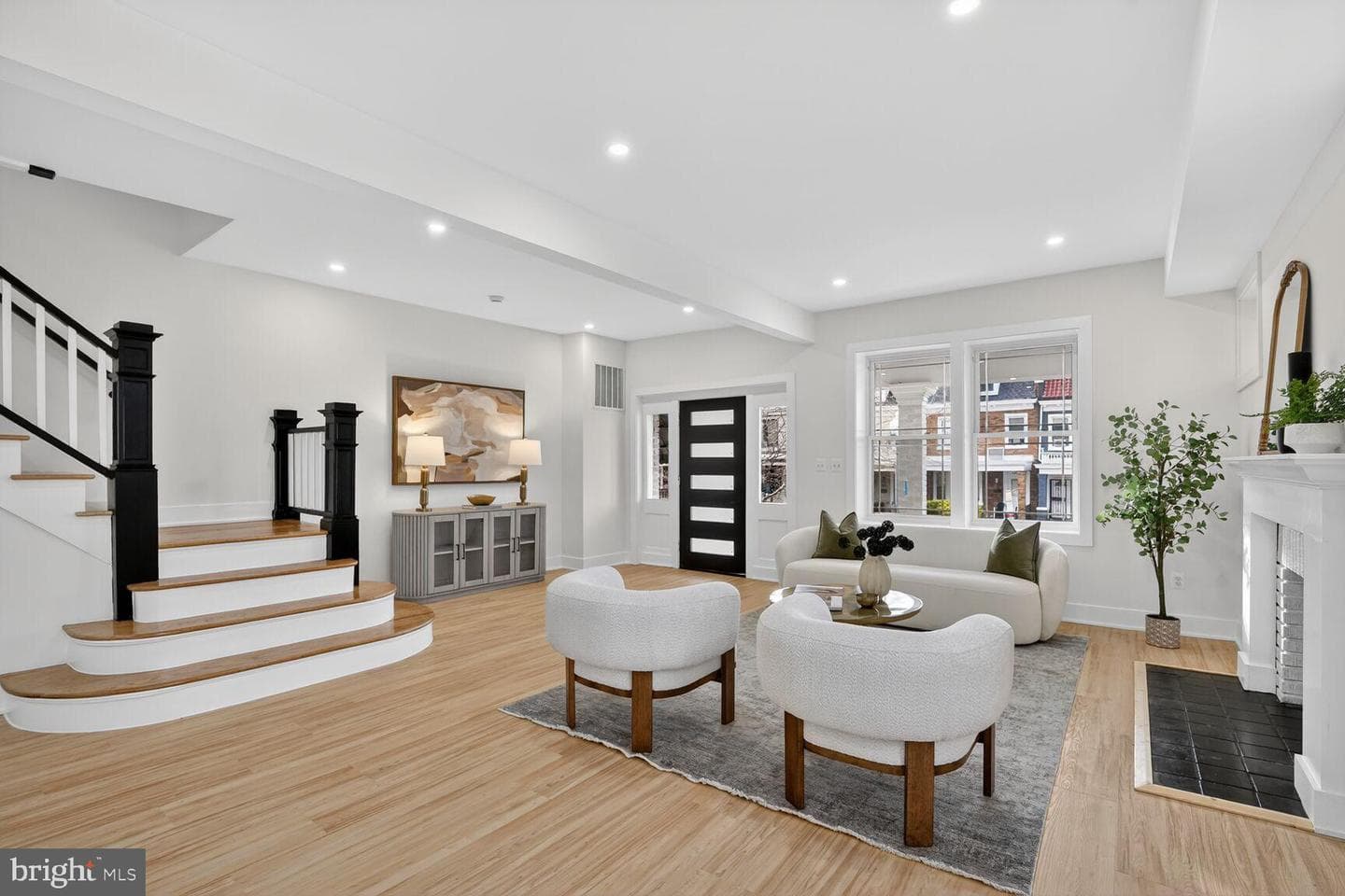 4629 9th Street NW photo 4