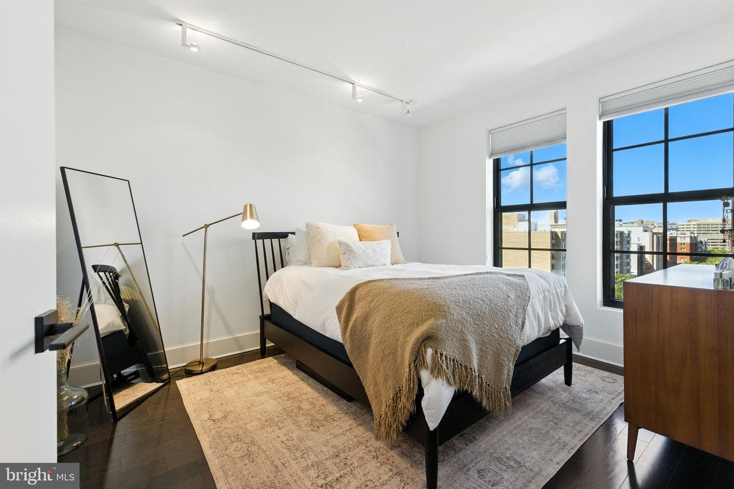 1011 M Street NW #901 photo 11