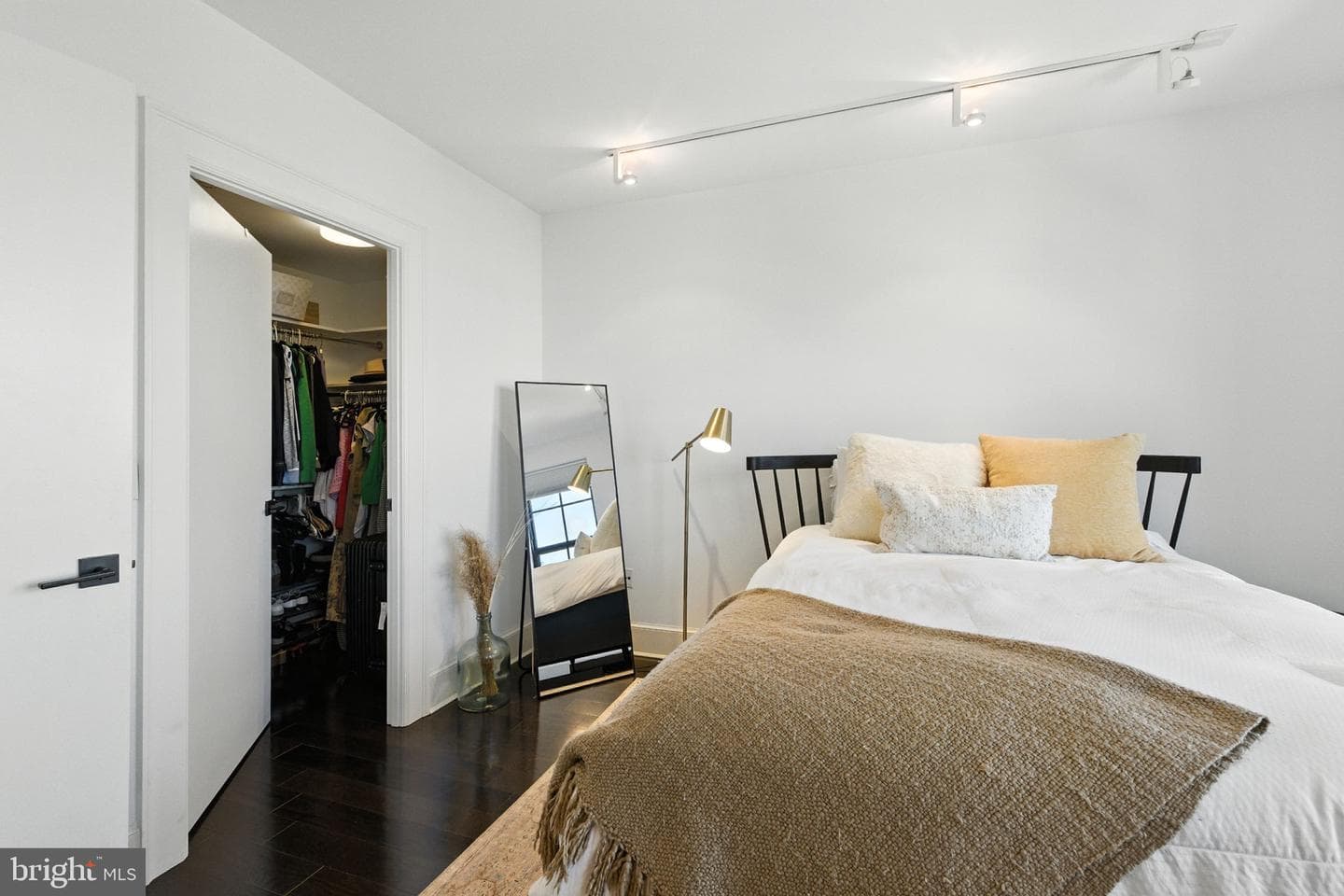 1011 M Street NW #901 photo 12