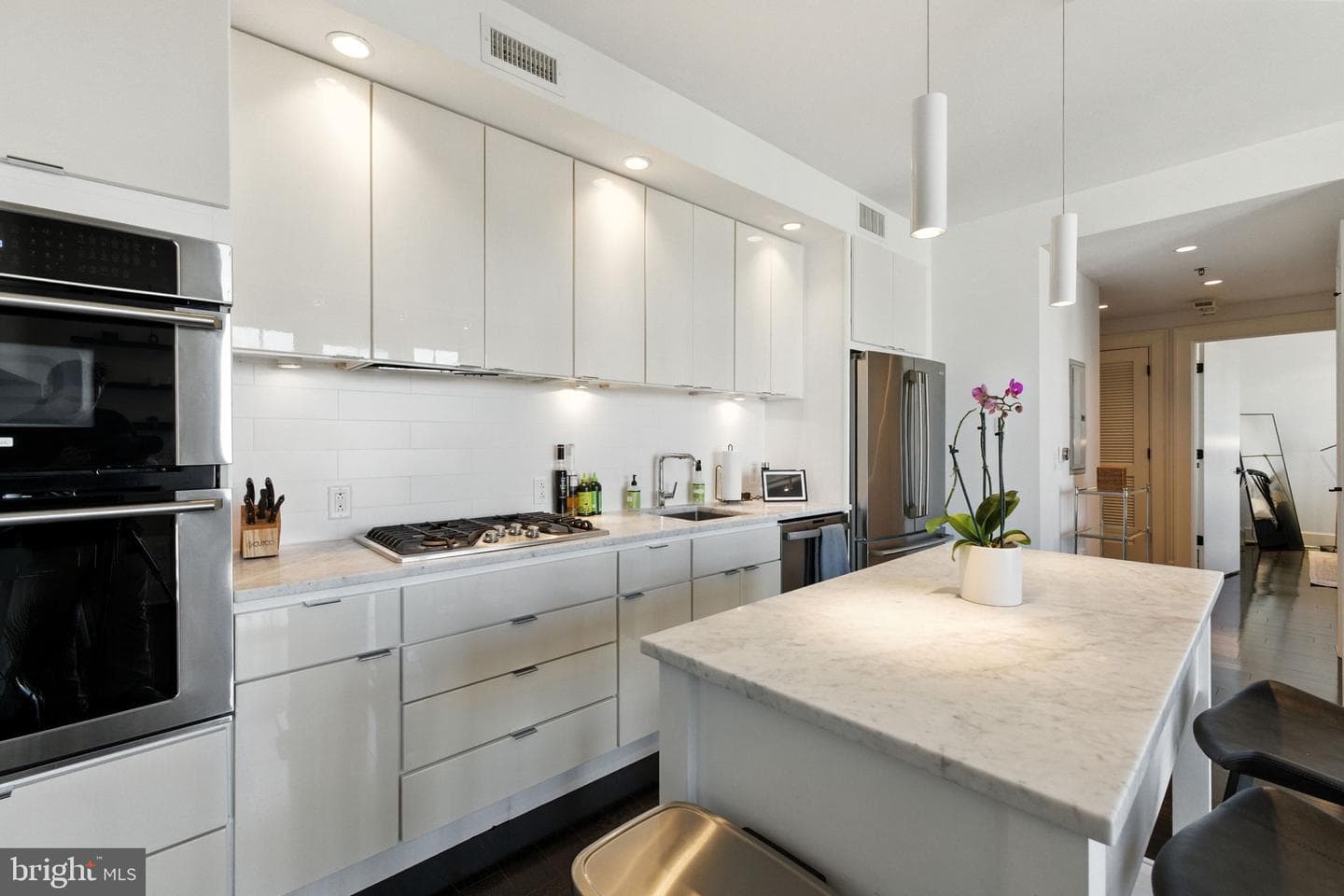 1011 M Street NW #901 photo 9