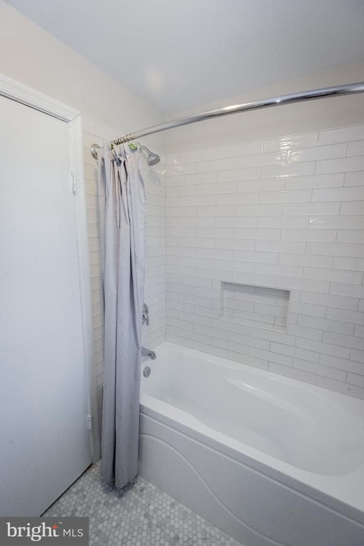 2129 Channing Street NE photo 27