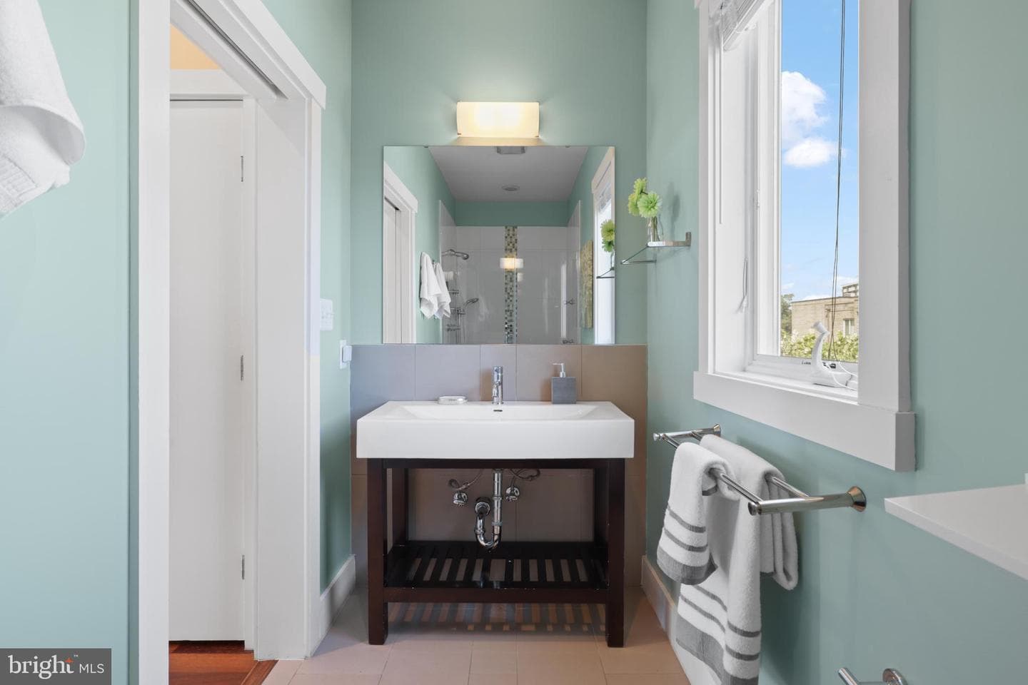 1524 Gales Street NE photo 30