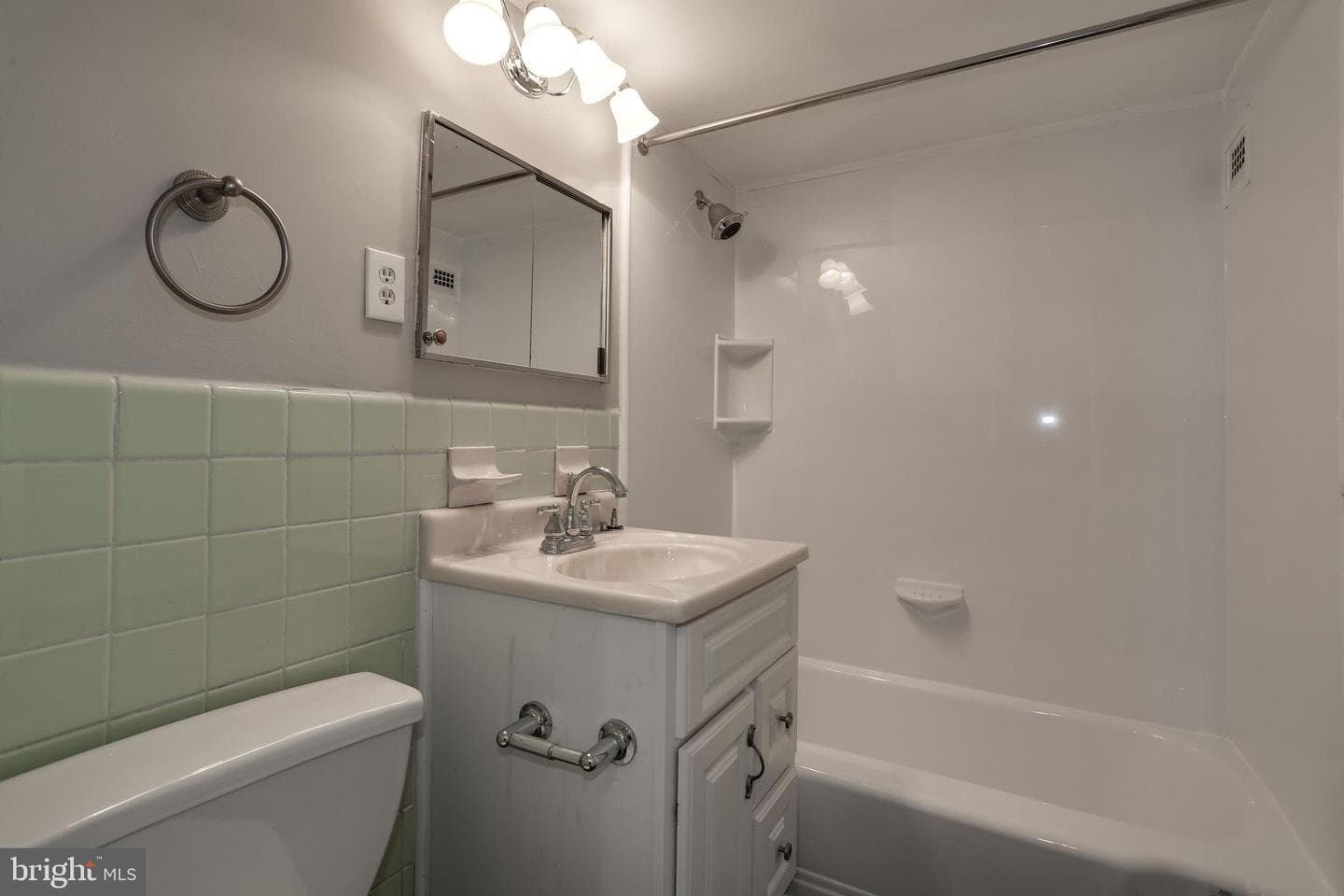 922 24th Street NW #104 photo 23