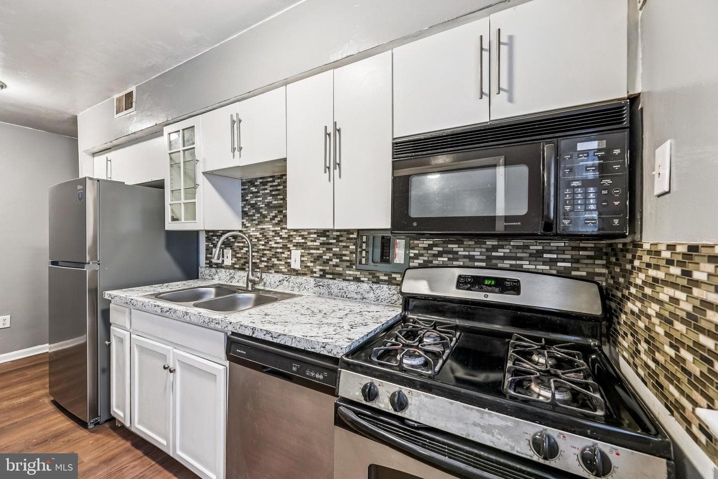 2640 Wade Road SE #2 photo 12