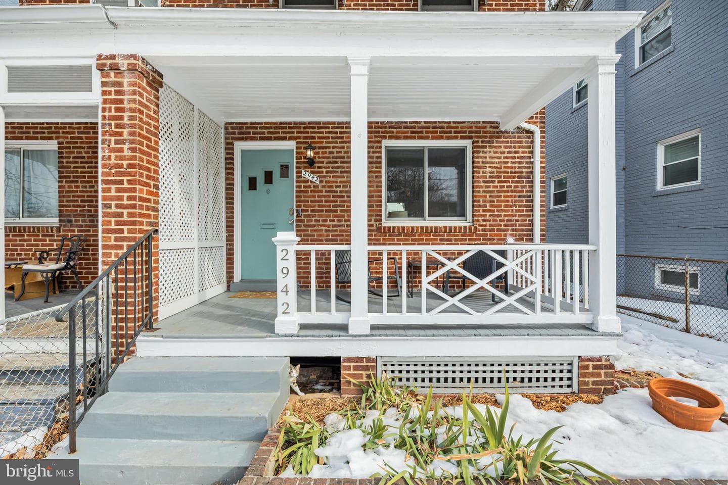 2942 M Street SE