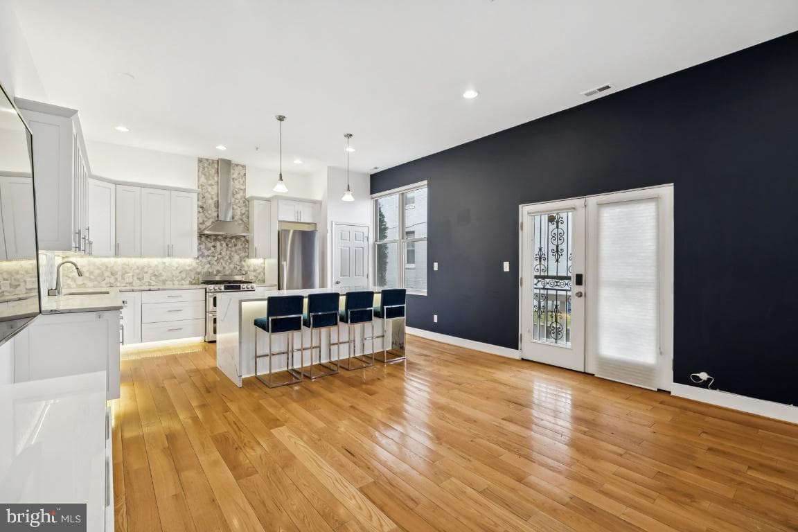 423 18th Street NE #7 photo 1