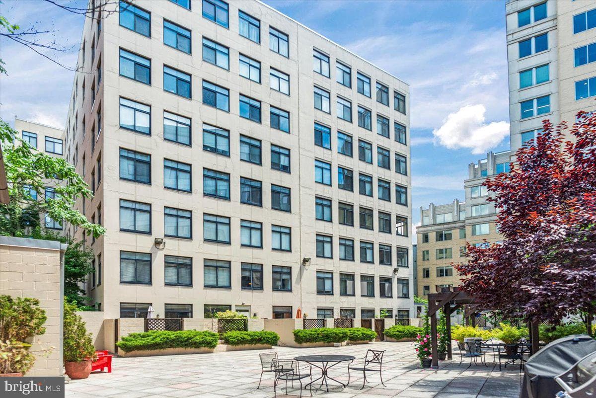 1312 Massachusetts Avenue NW #309 photo 45