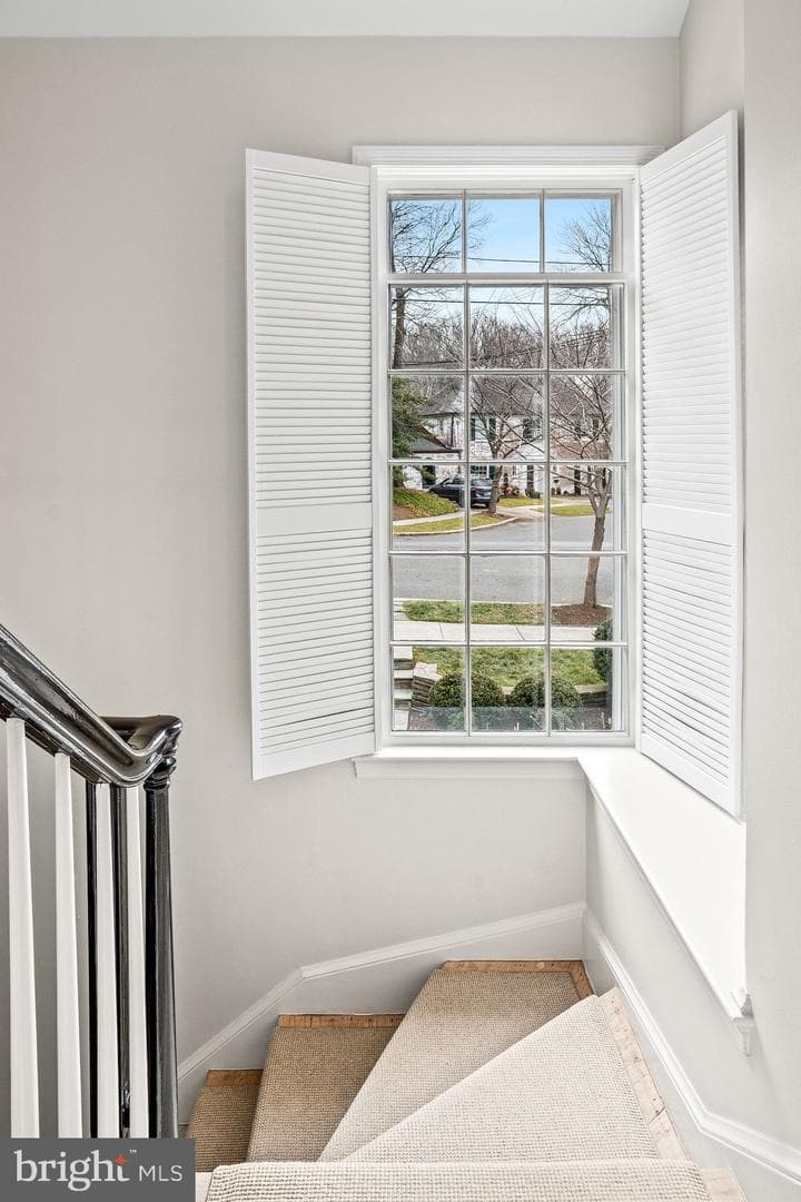 5047 Glenbrook Terrace NW photo 24