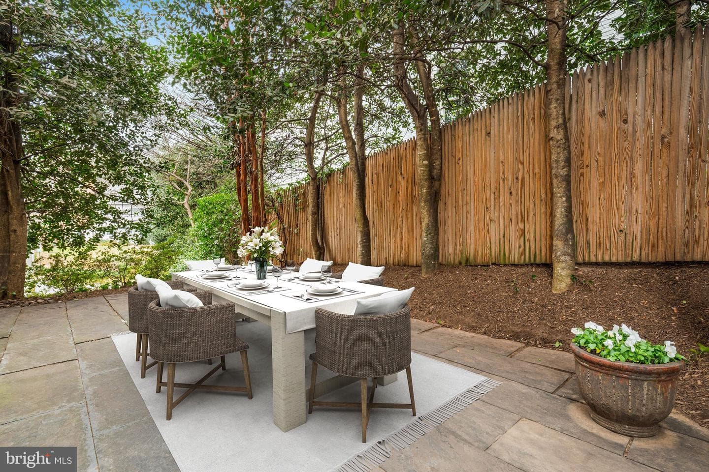 5047 Glenbrook Terrace NW photo 5