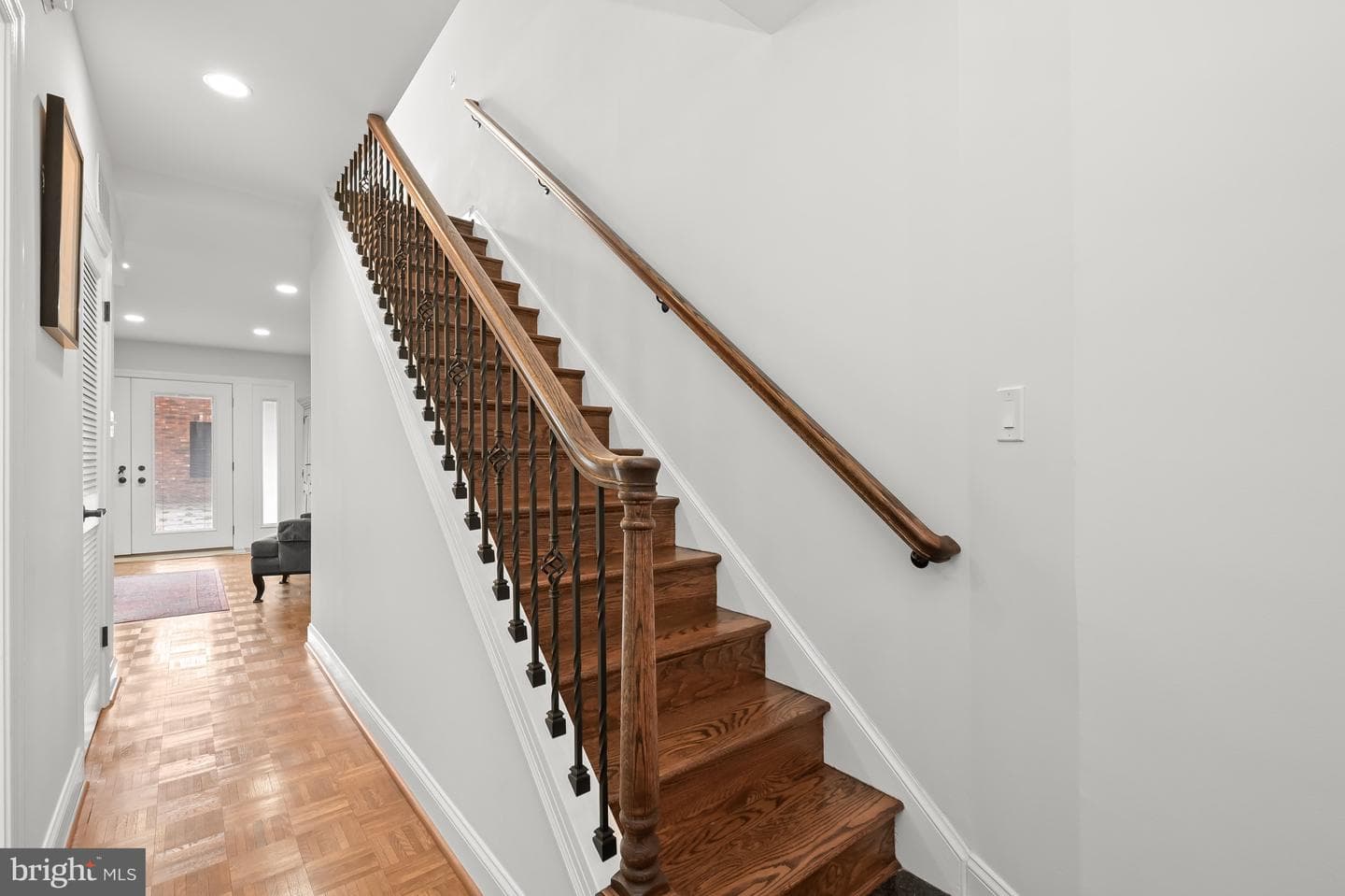237 10th Street SE photo 21