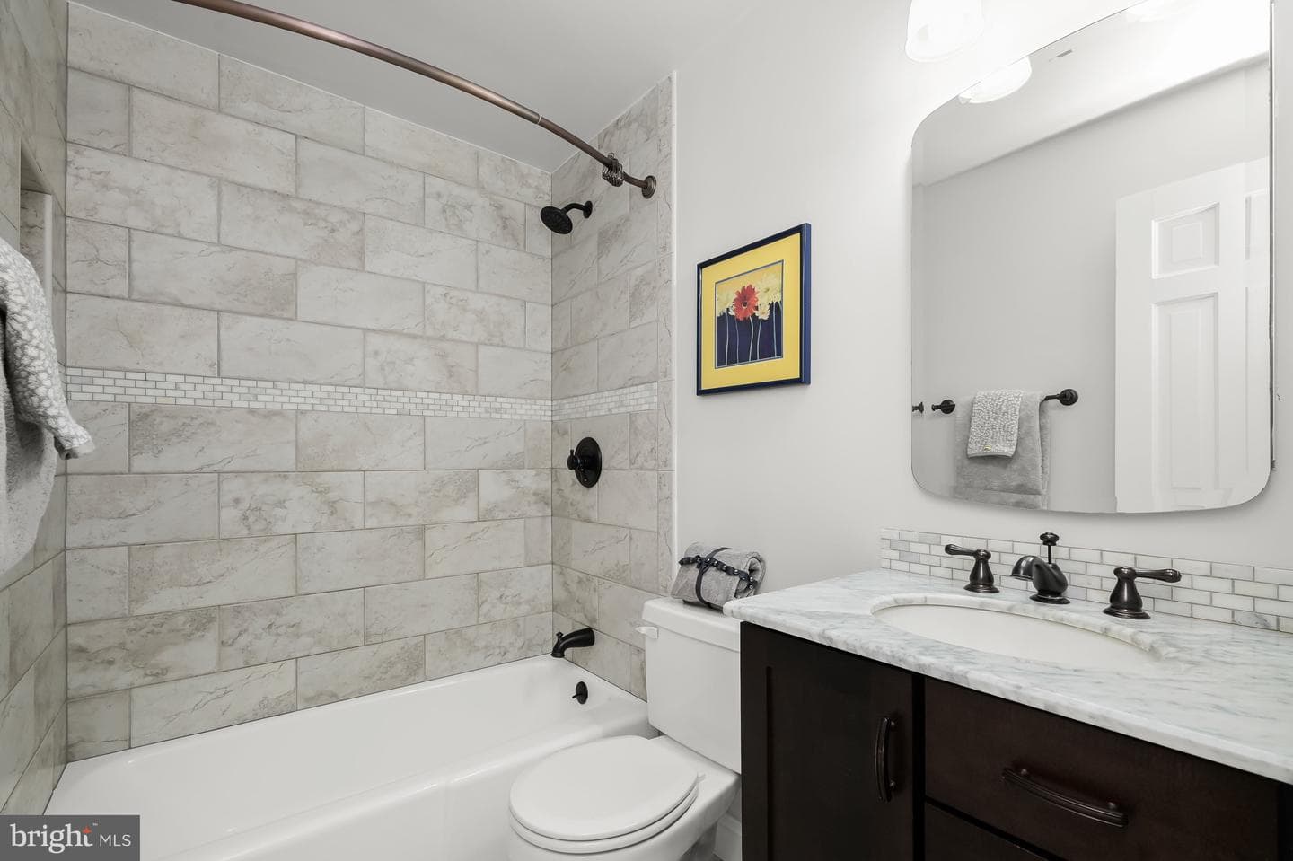 237 10th Street SE photo 23