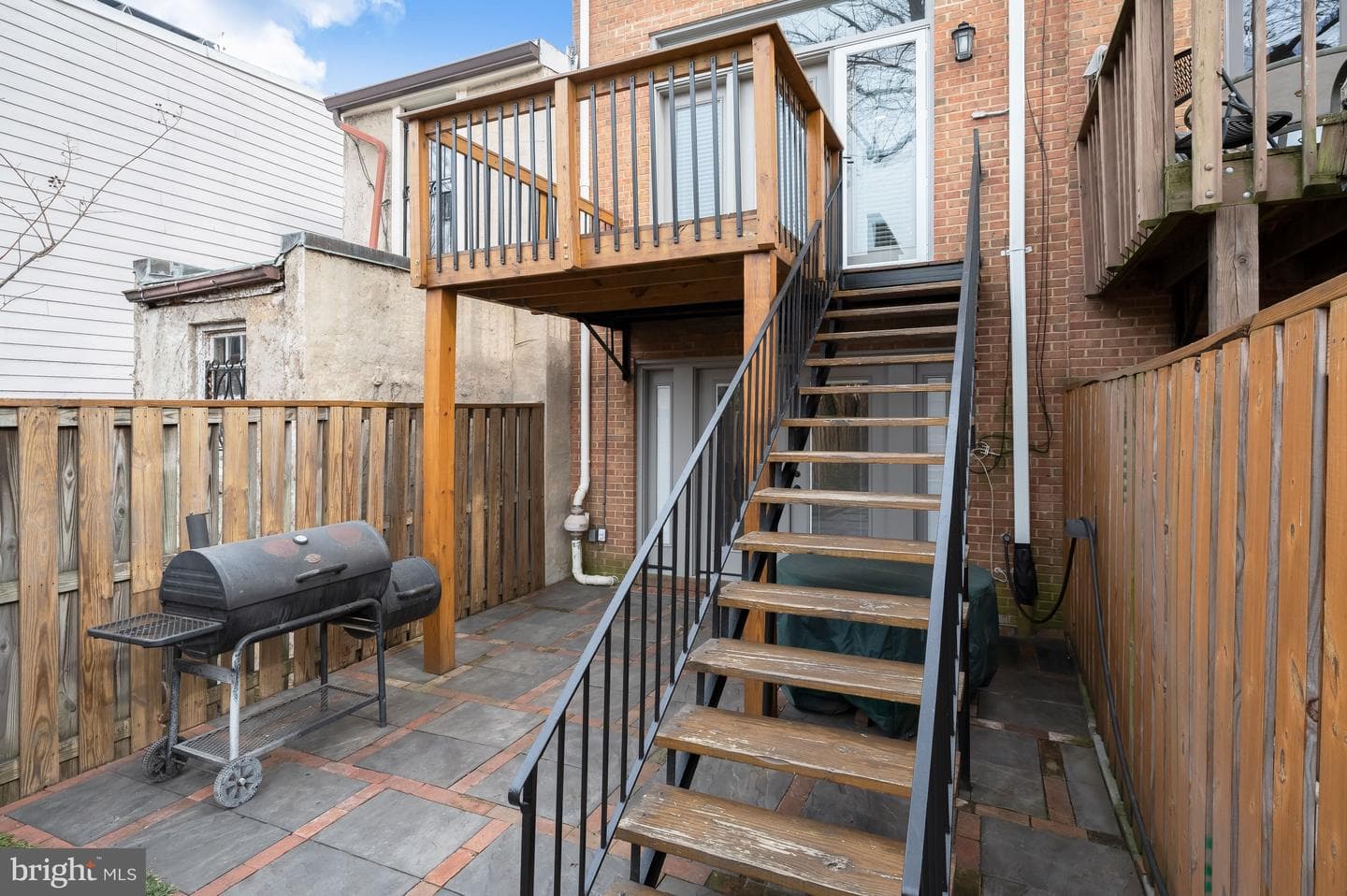 237 10th Street SE photo 29