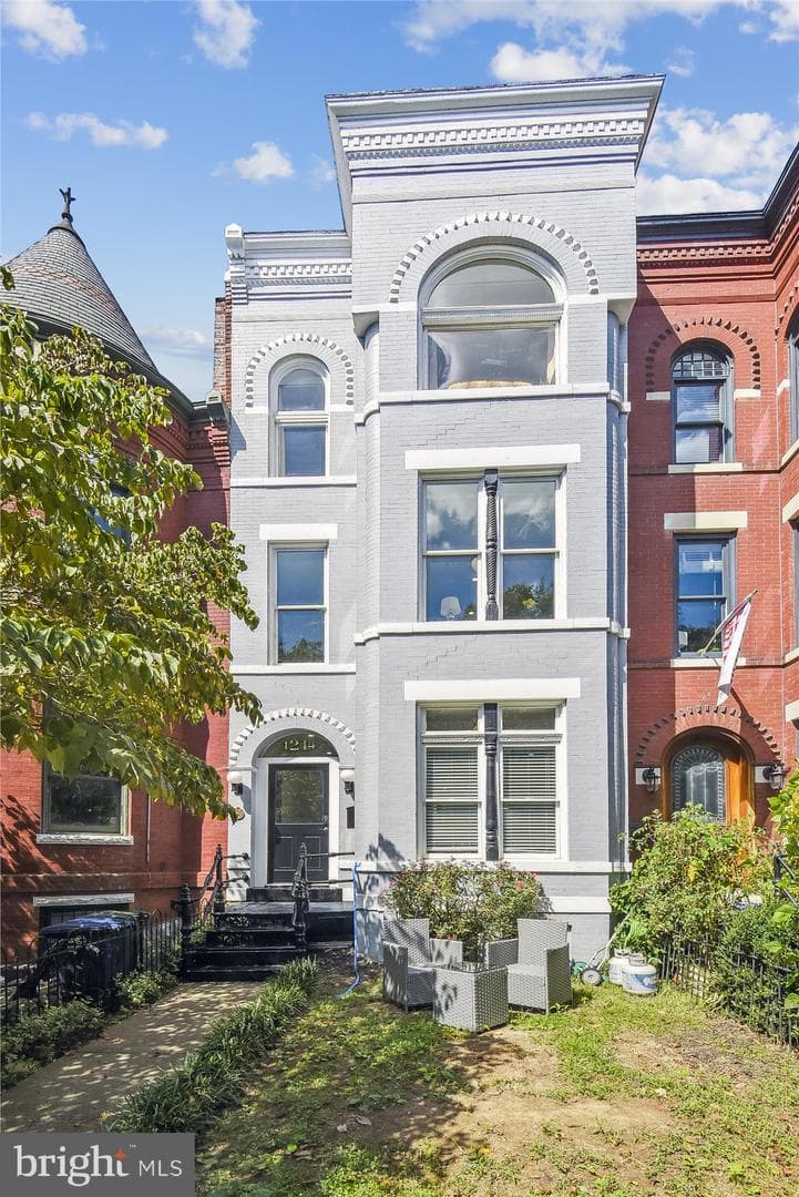 1214 East Capitol Street NE photo 39