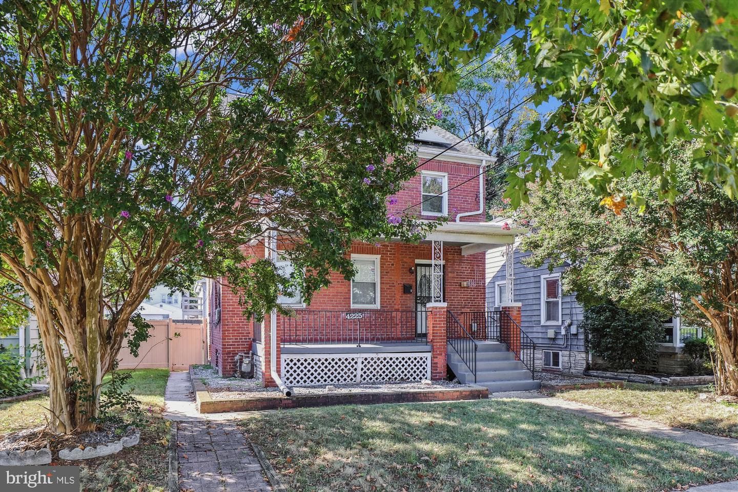 4225 Meade Street NE, Washington