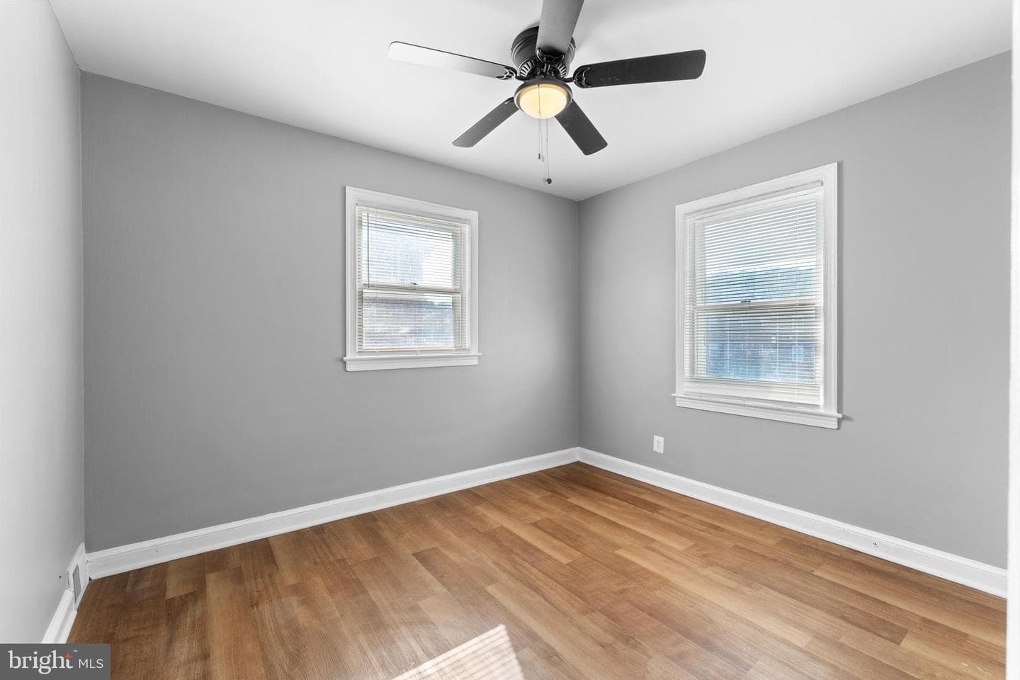 1811 T Place SE photo 19