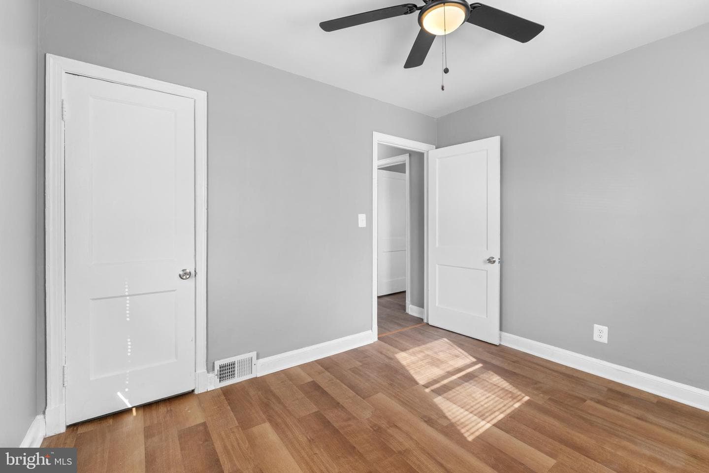 1811 T Place SE photo 21
