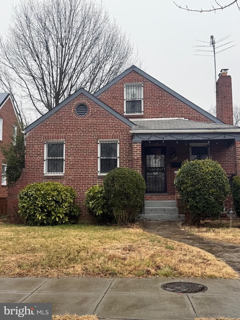 4001 20th Street NE photo 1