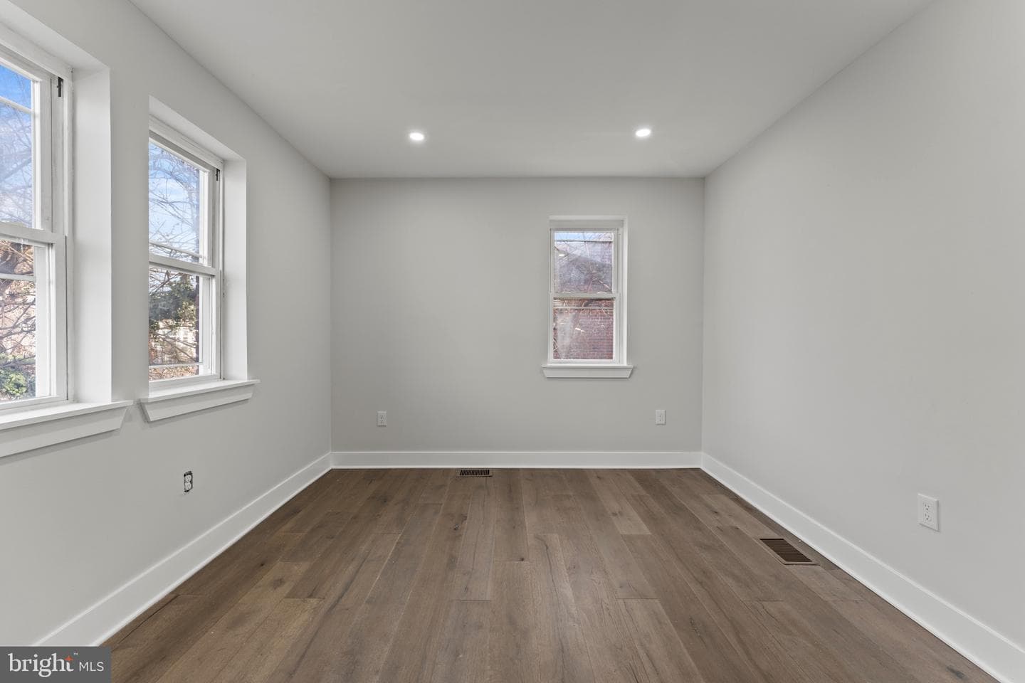 33 Nicholson Street NW photo 47
