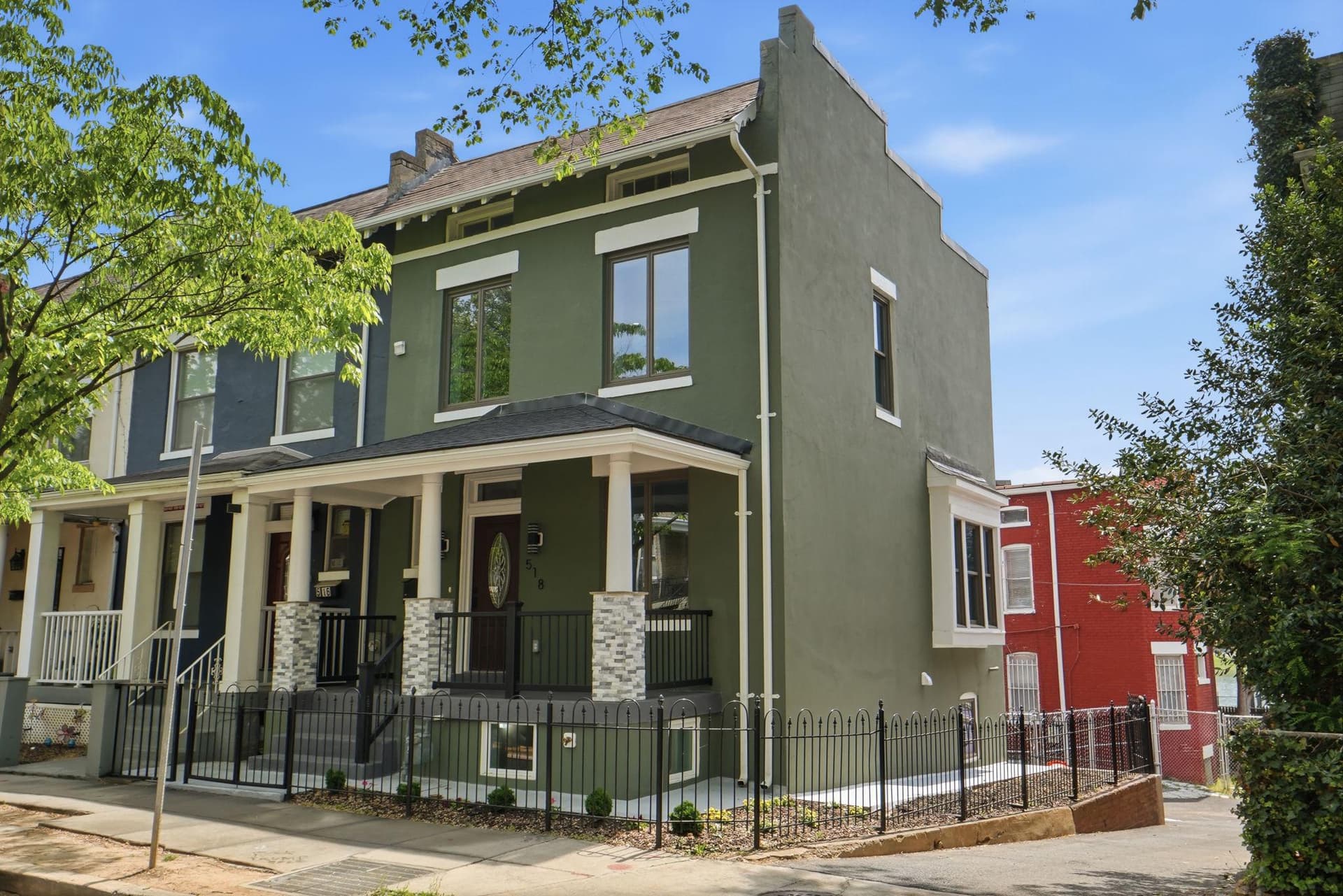 518 Columbia Road NW photo 1