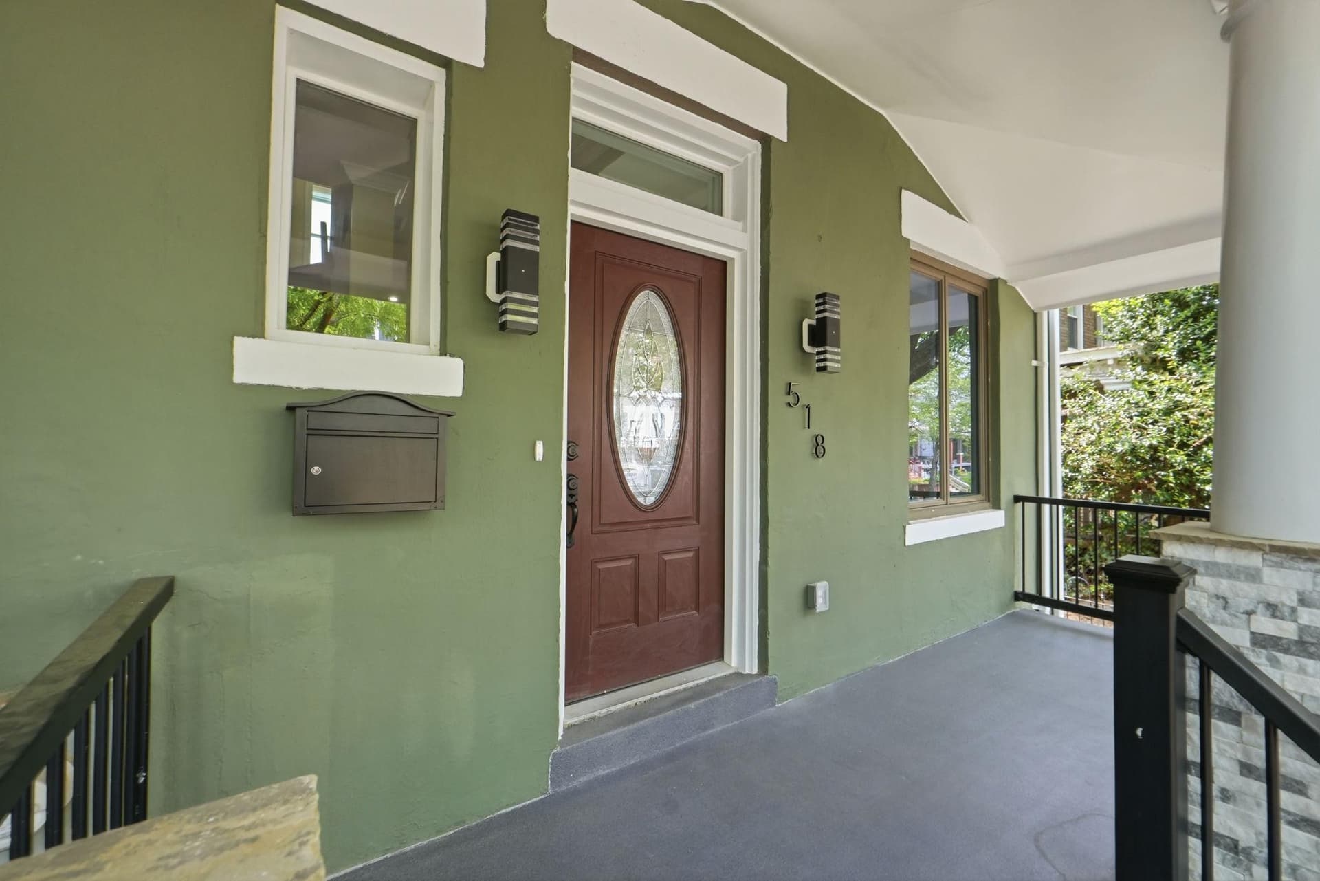 518 Columbia Road NW photo 3