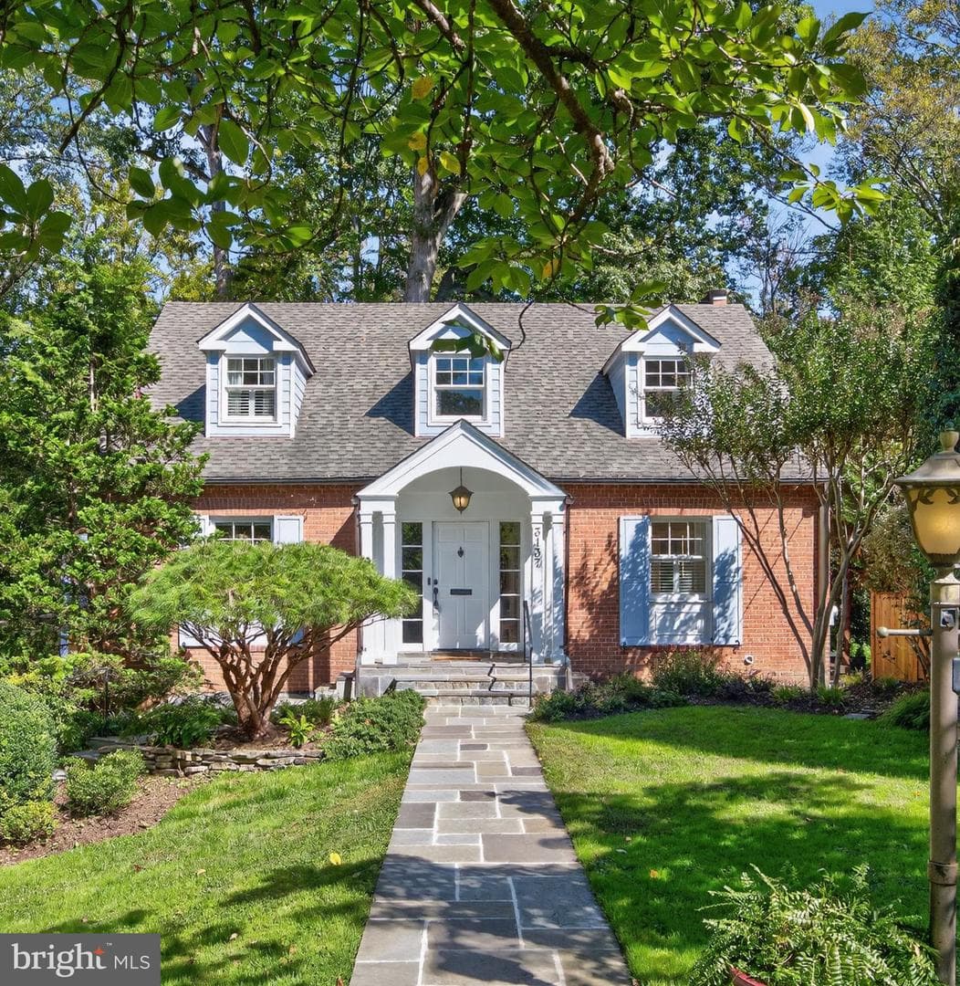 3137 Aberfoyle Place NW