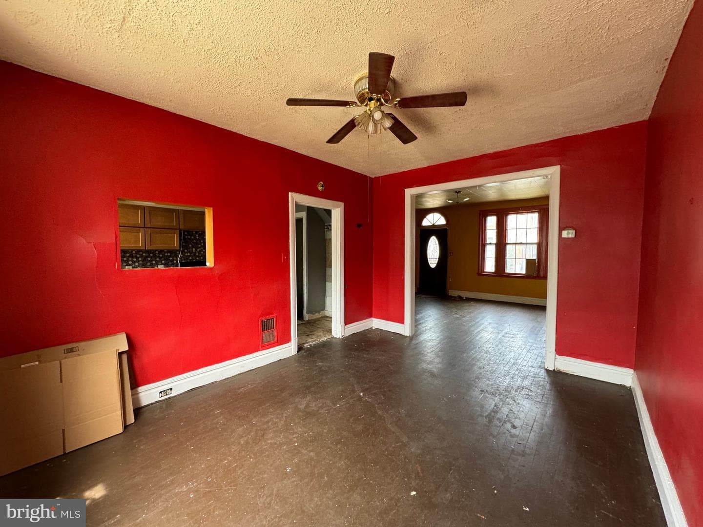 223 Ascot Place NE photo 16