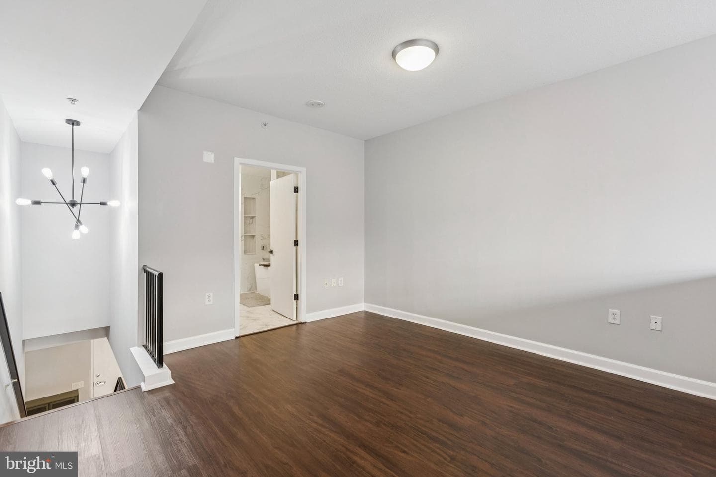 400 Massachusetts Avenue NW #215 photo 28