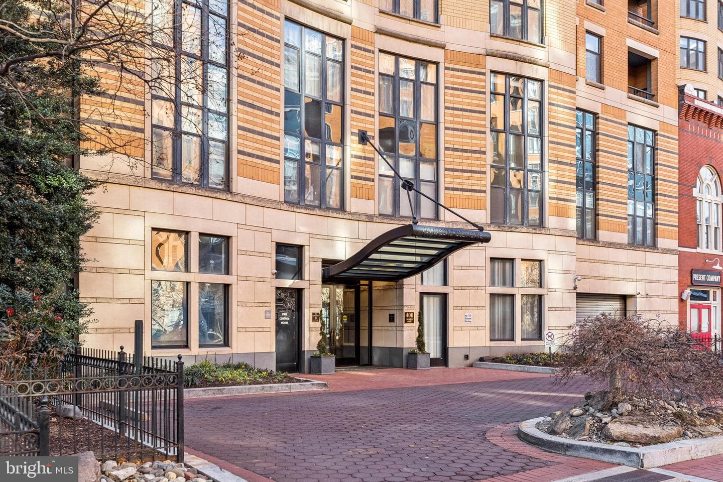 400 Massachusetts Avenue NW #215 photo 3