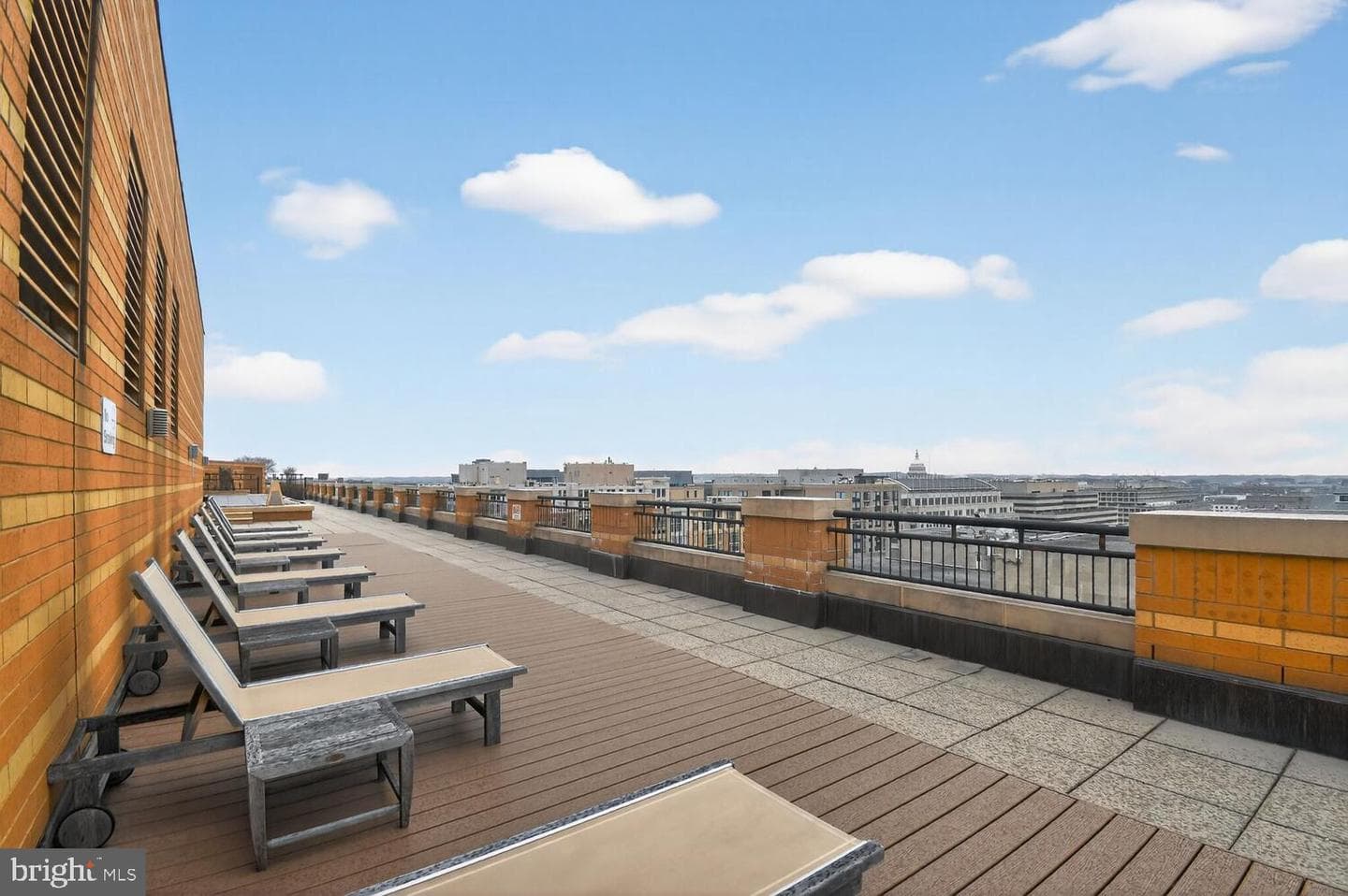 400 Massachusetts Avenue NW #215 photo 38