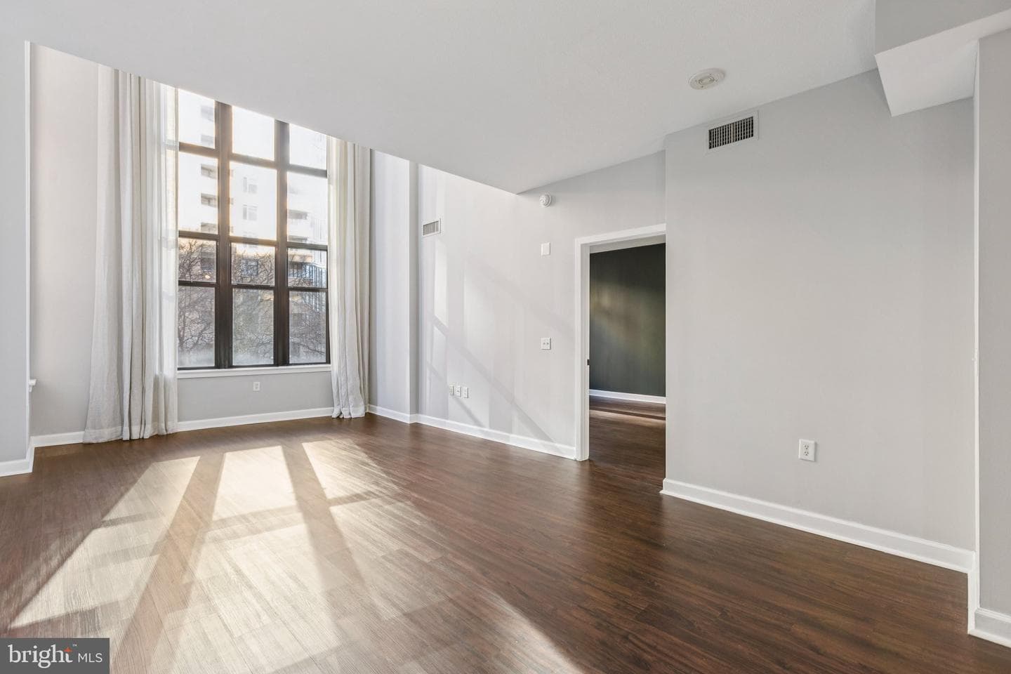 400 Massachusetts Avenue NW #215 photo 7