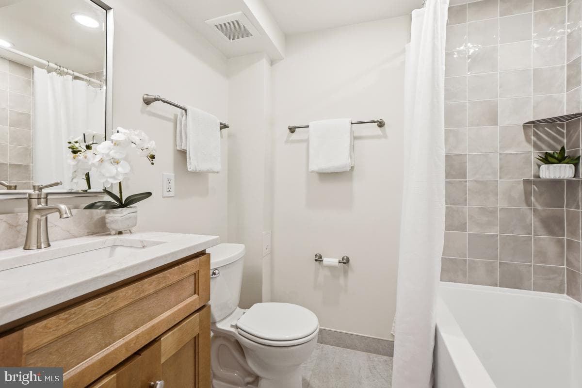 1706 16th Street NW #1 photo 30