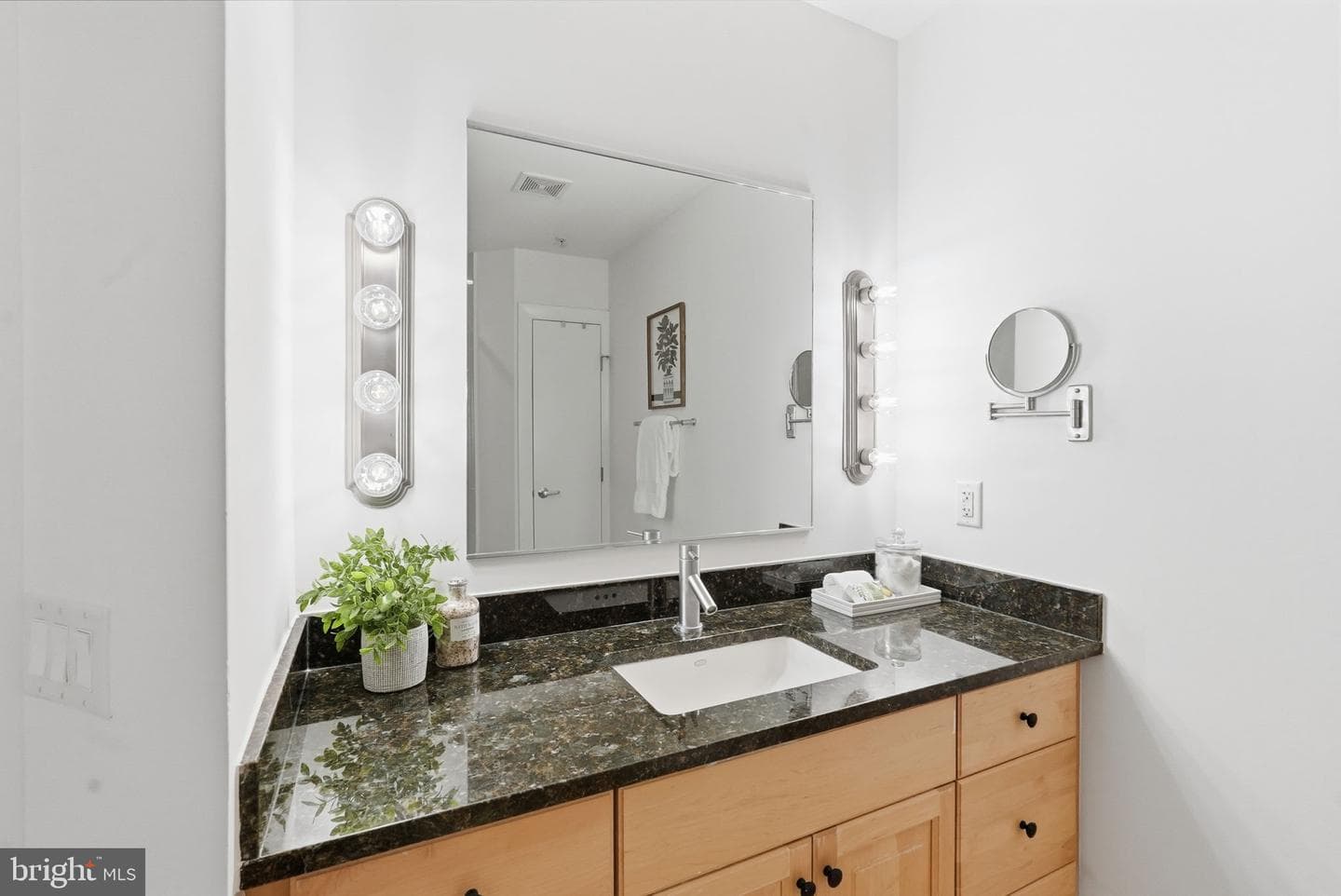 811 4th Street NW #805 photo 12