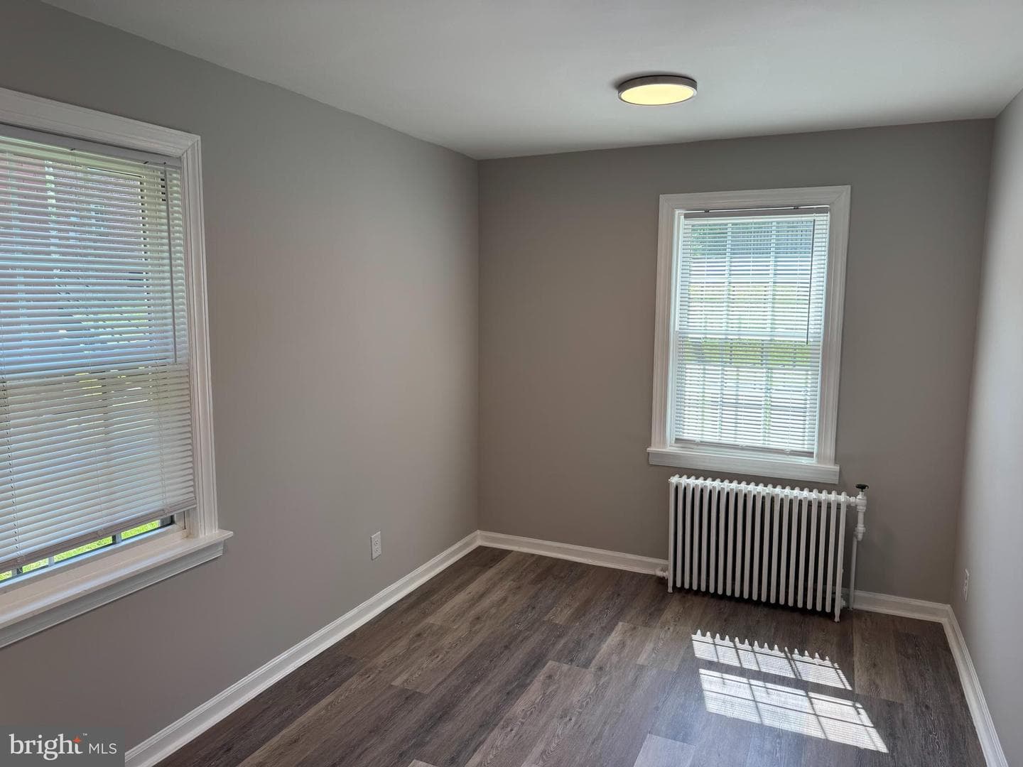 515 45th Street NE photo 3