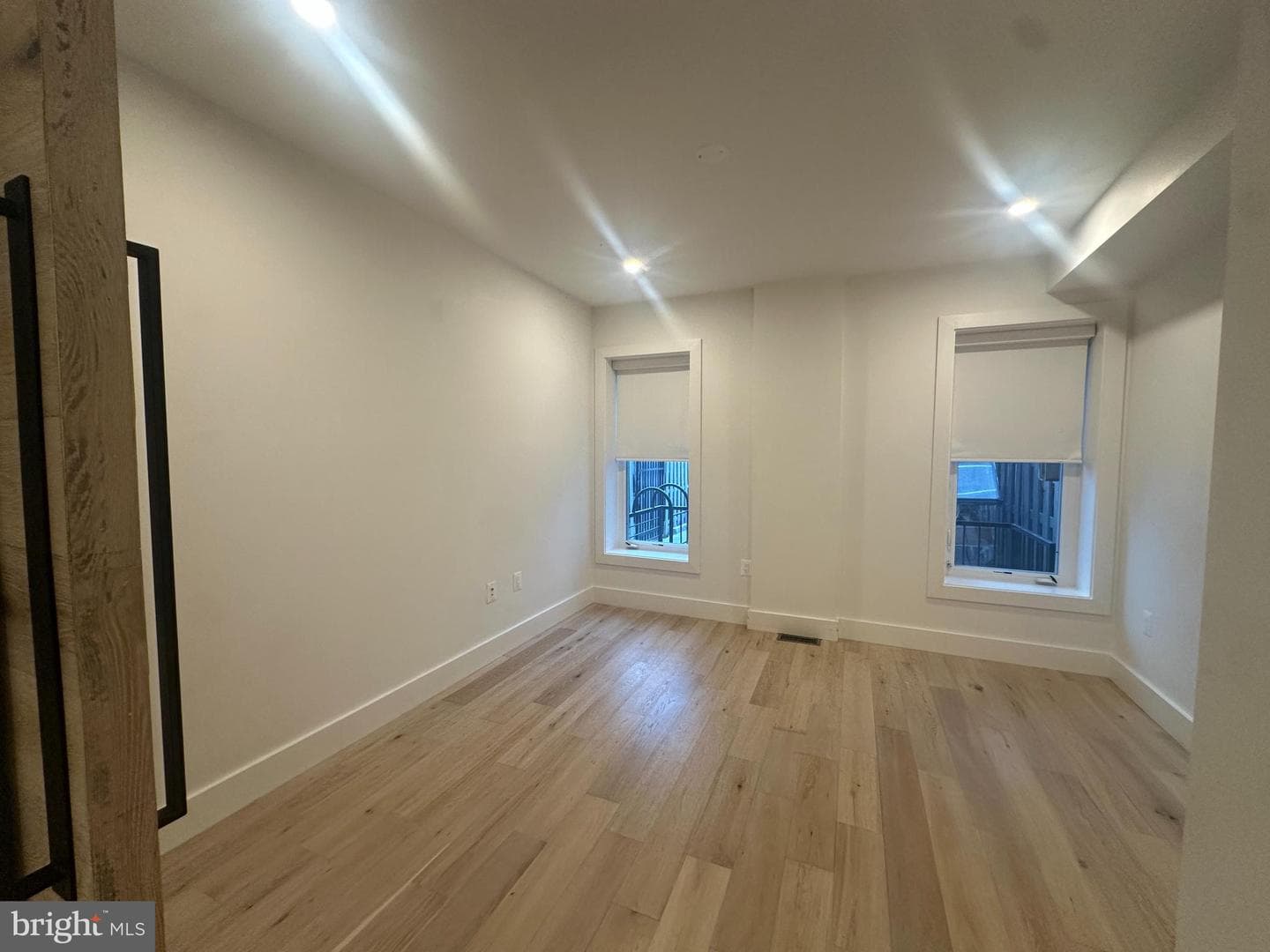 718 6th Street NE #1 photo 10