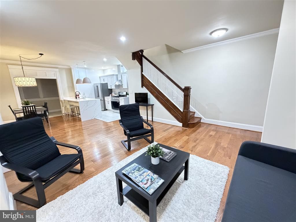 1154 4th Street NE photo 4