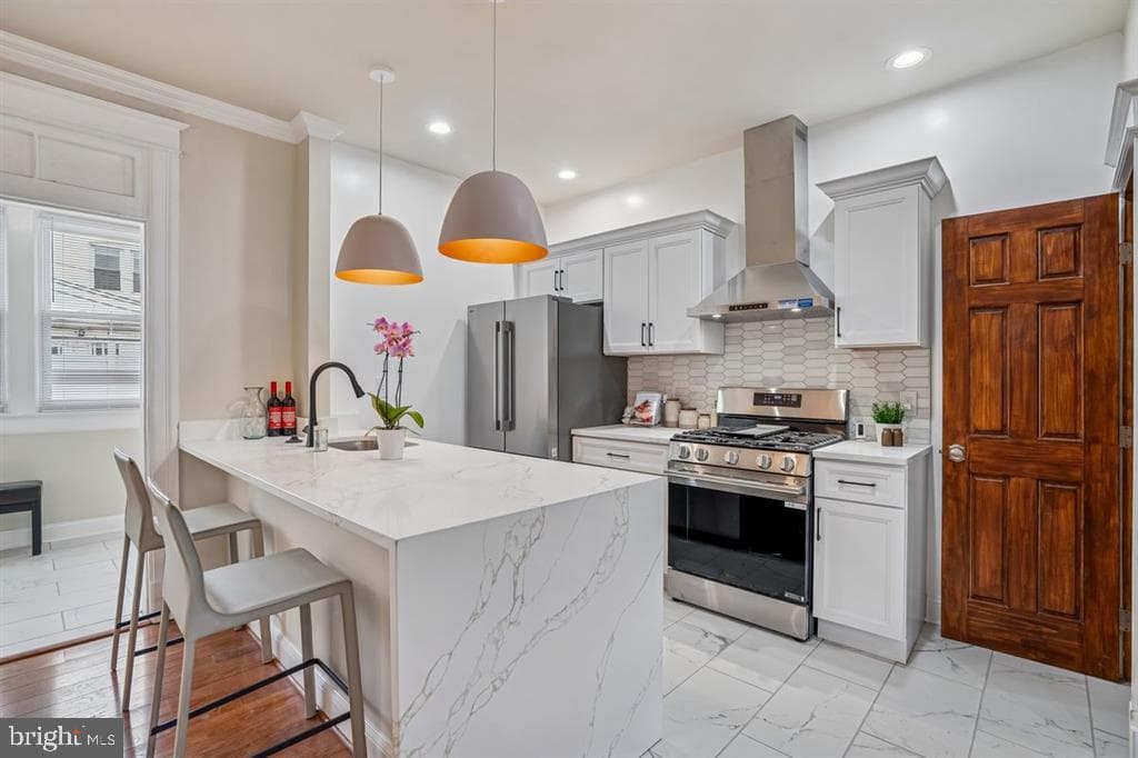 1154 4th Street NE photo 8