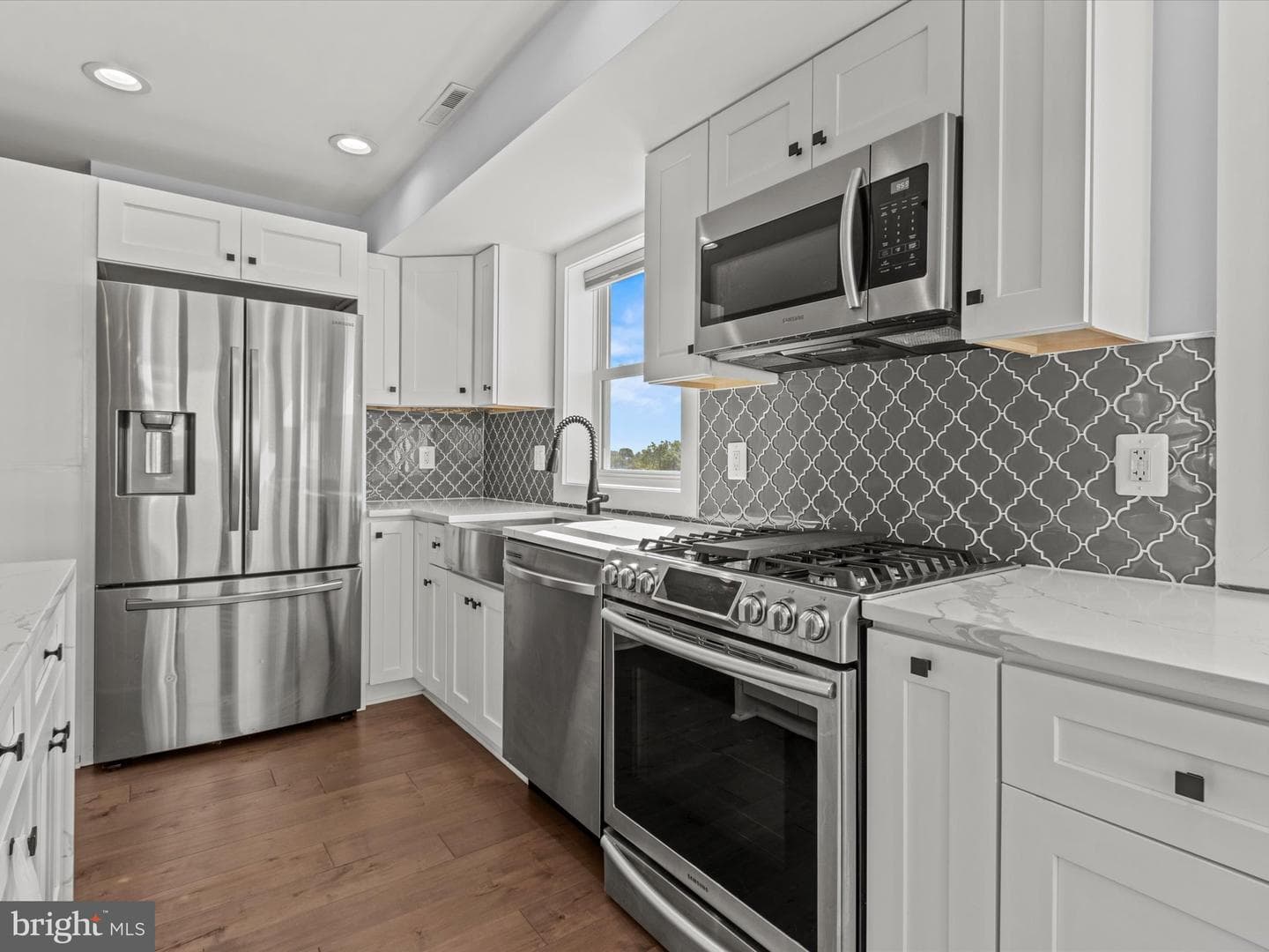 1267 Penn Street NE #b photo 6