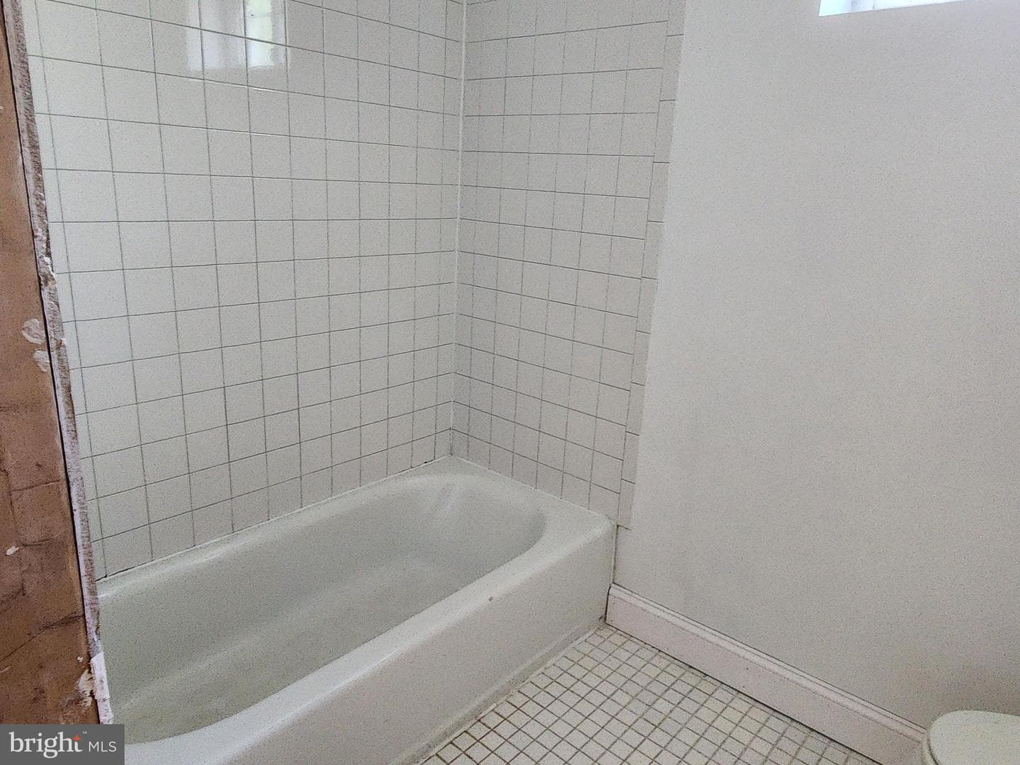 3047 Douglas Street NE photo 32
