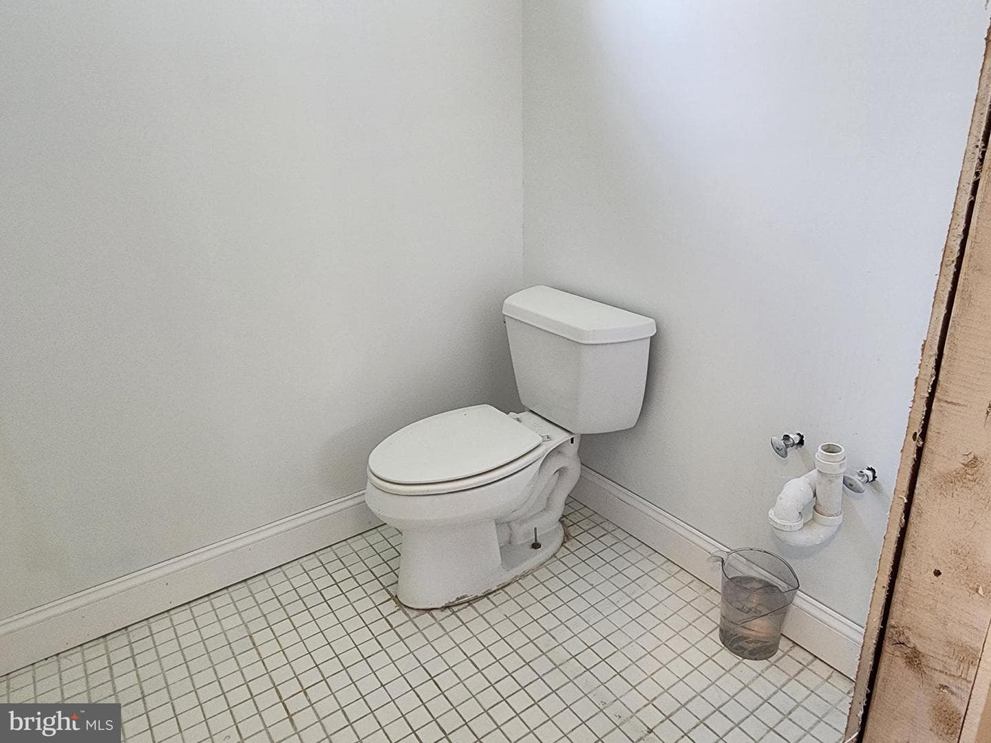 3047 Douglas Street NE photo 33