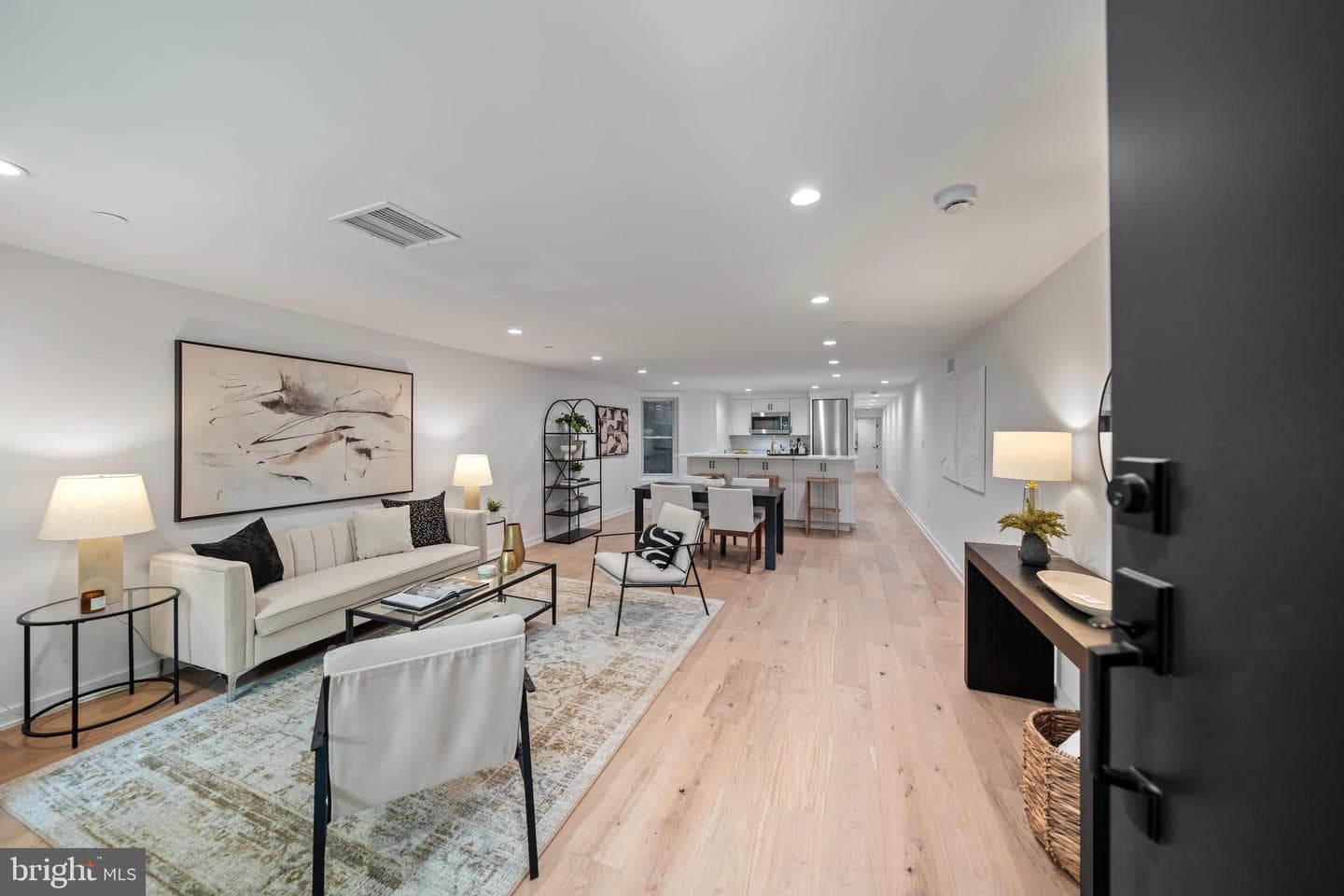 131 11 Street NE #1, Washington