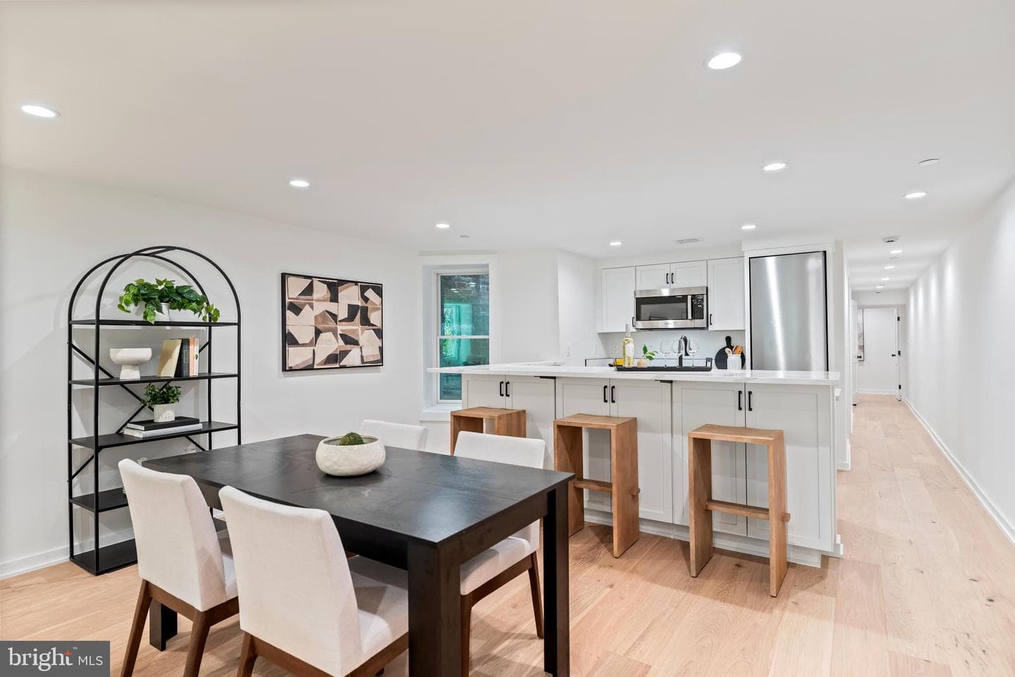 131 11 Street NE #1 photo 4