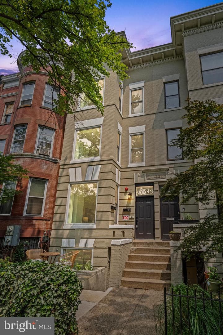 131 11 Street NE #3 photo 38