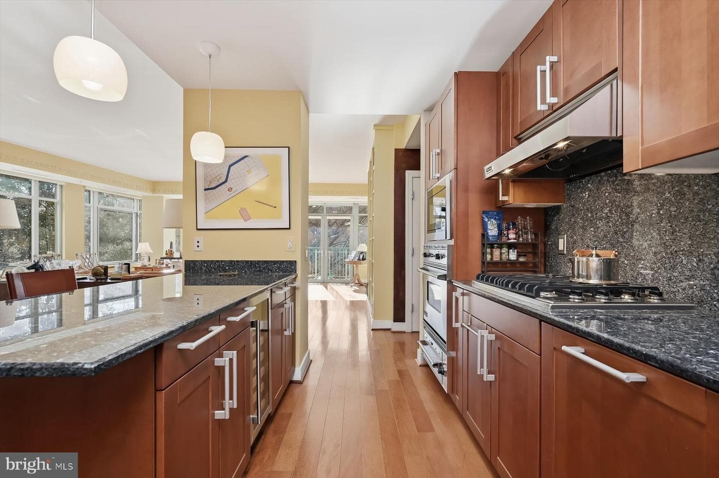 2425 L Street NW #303 photo 12