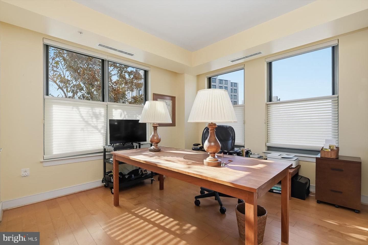 2425 L Street NW #303 photo 19