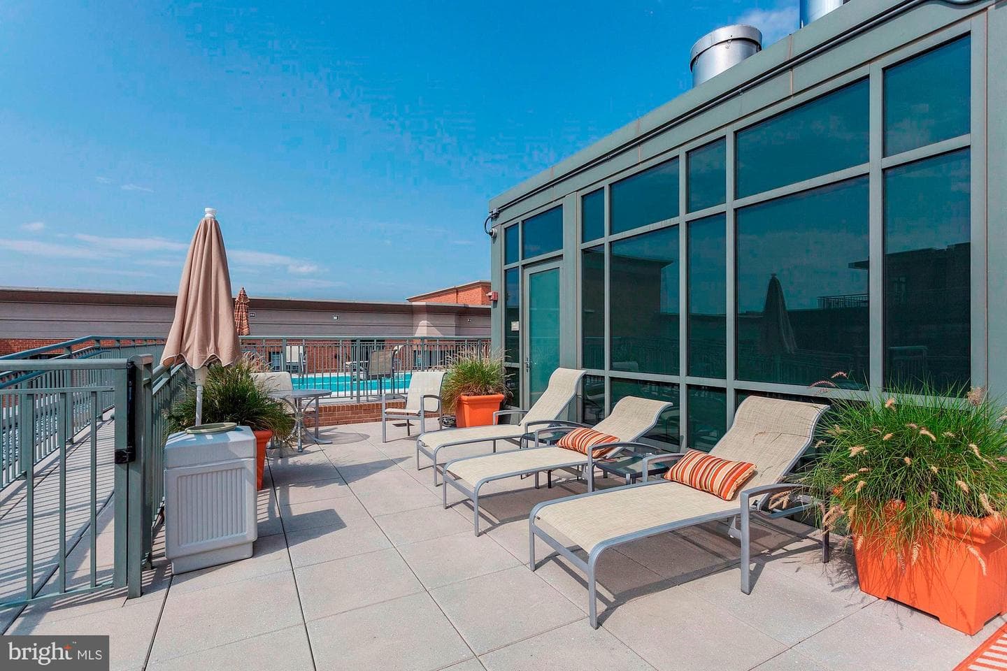 2425 L Street NW #303 photo 29